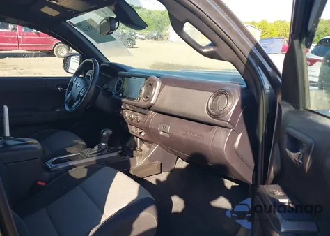 2021 Toyota Tacoma Trd Sport from USA, damaged, VIN 3TYCZ5AN7MT017377